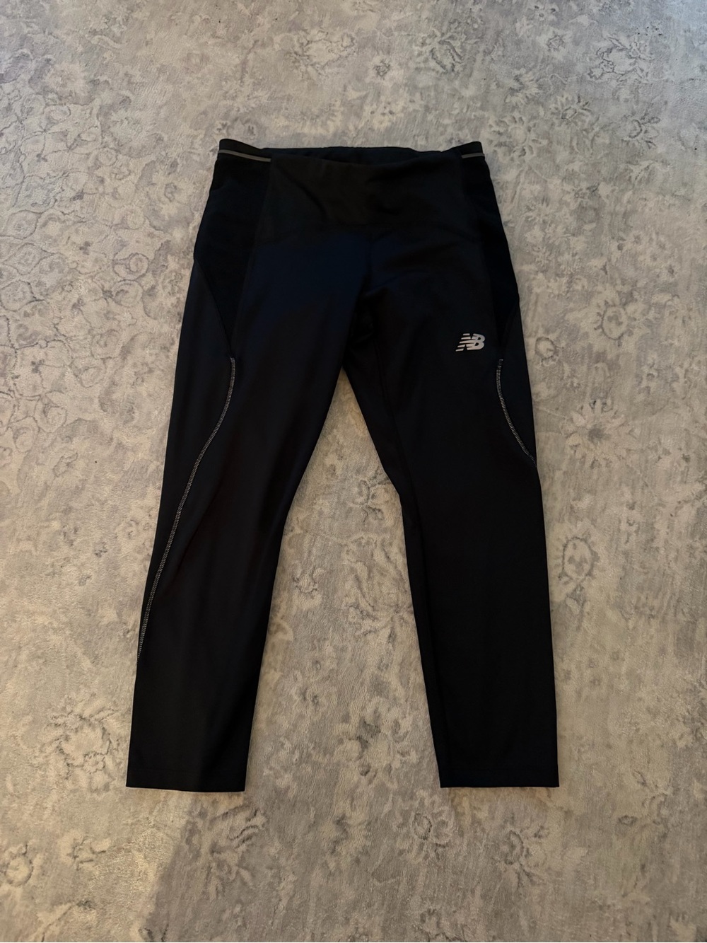 New Balance Black Women's Athletic Leggings with Reflective Logo